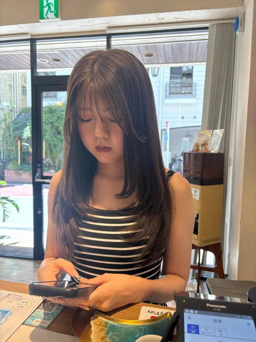 ロング カット 透明感カラー 🧚‍♂️さえのヘアスタイル