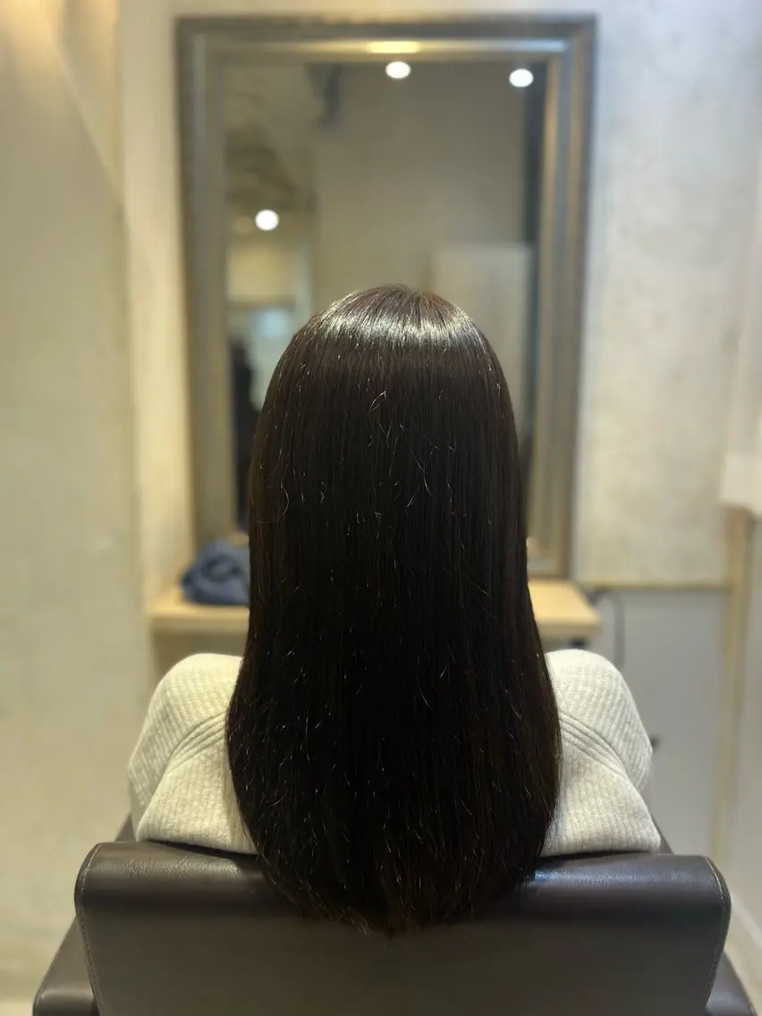 ミディアム Lutia 新宿 ゆりの ☺︎のヘアスタイル