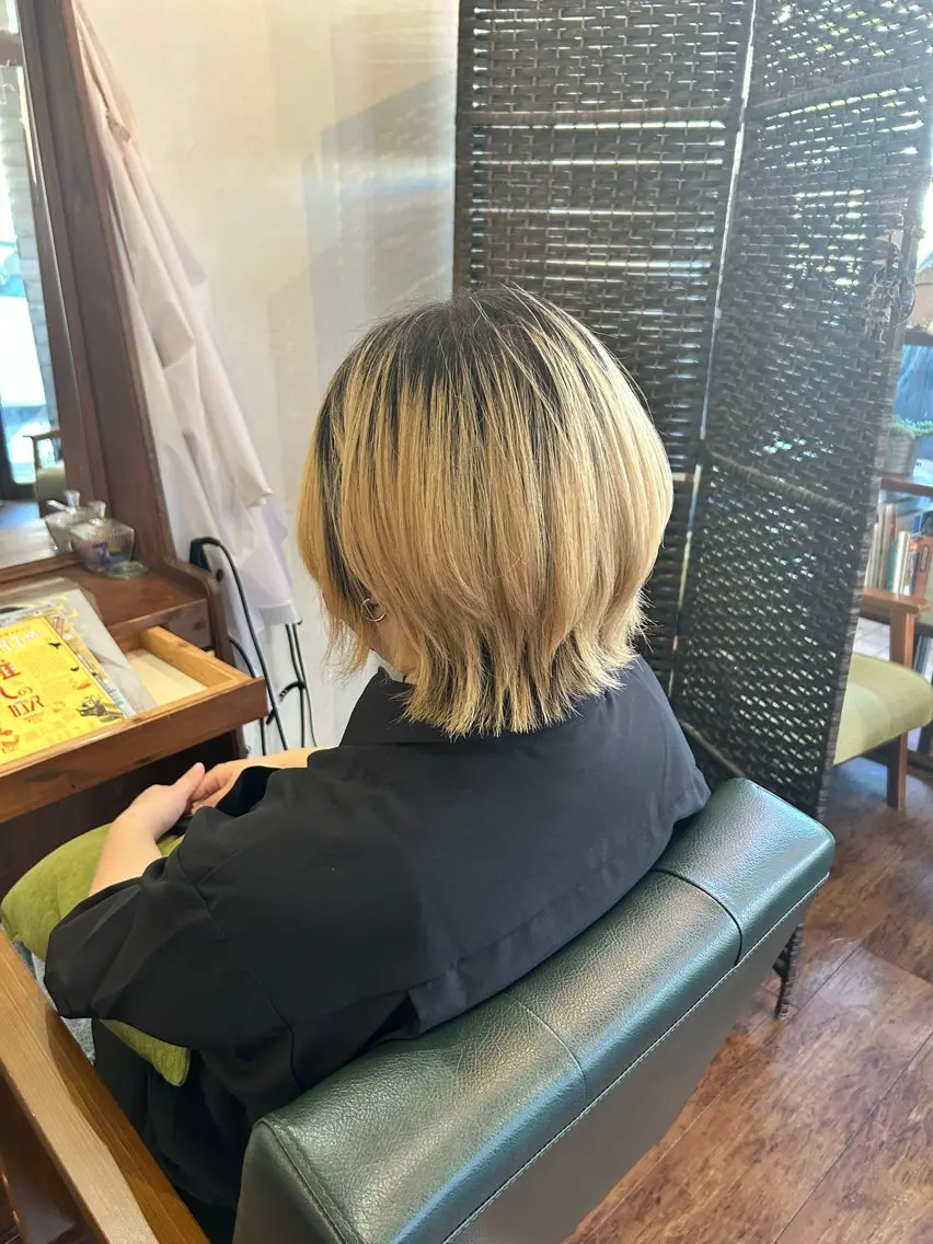 ショート ボブレイヤー ボブ レイヤーカット ショートヘア カット トリートメント story 増田 わかなのヘアスタイル