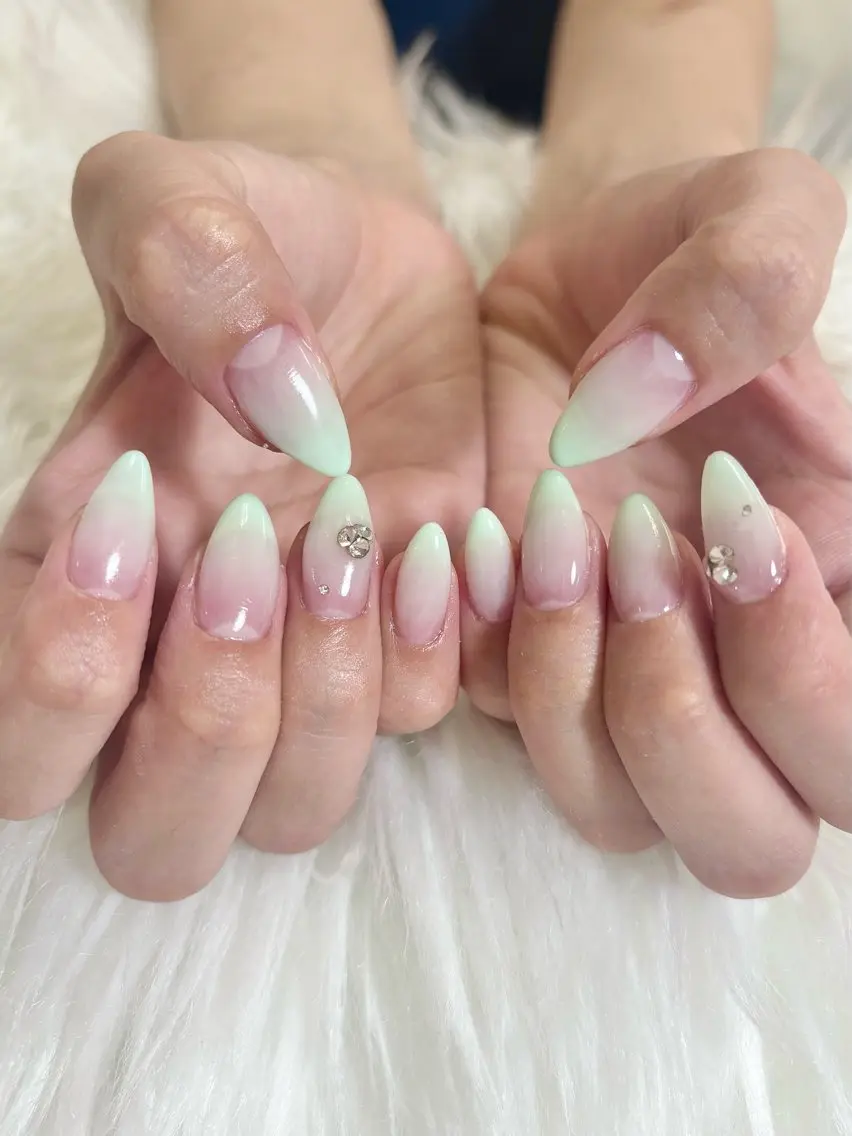 ネイル グラデーション ハンドネイル haac nailsのネイルデザイン
