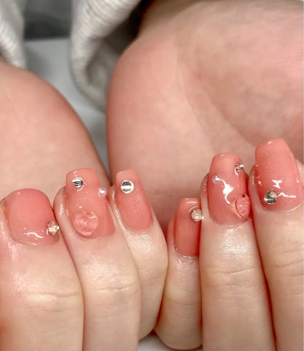 ネイル ハート ピンク ストーンネイル ハンドネイル Nail Salon K 🧸美爪育成のネイルデザイン