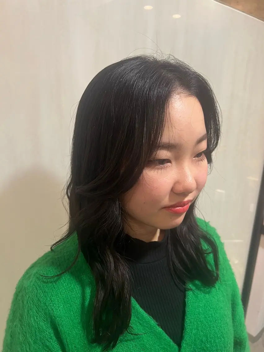 ロング 顔周りカット 韓国風ヘア レイヤーカット 和田 真由子のヘアスタイル