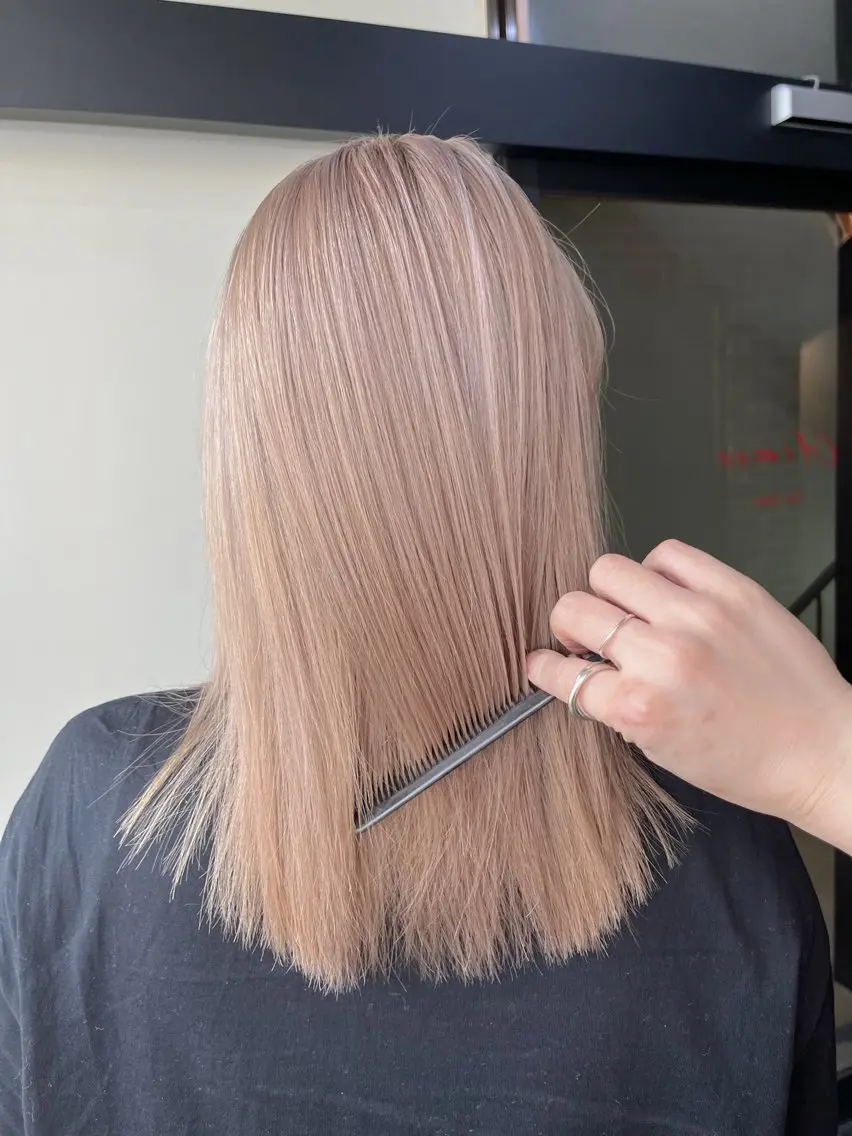 ロング カラー カット ヘアカラー トリートメント ヘアセット 似合わせベージュ 🍯ayumi🍯のヘアスタイル