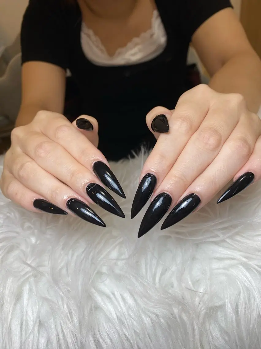 ネイル ハンドネイル フットネイル REI NAILS SALONのネイルデザイン