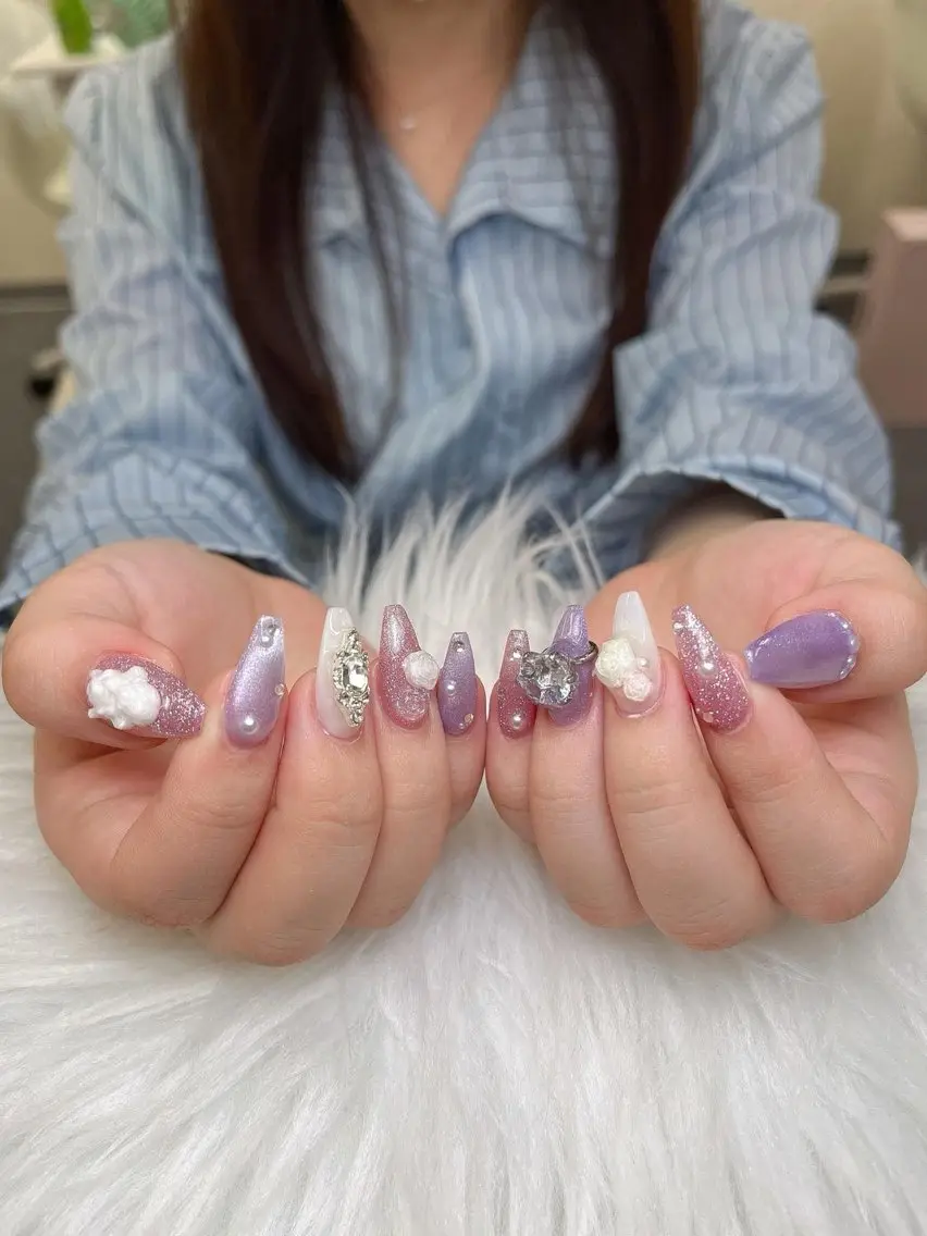 ネイル フレンチネイル ジェルネイル ガーリー 韓国ネイル ロングネイル ハンドネイル NieNail Nezukoのネイルデザイン