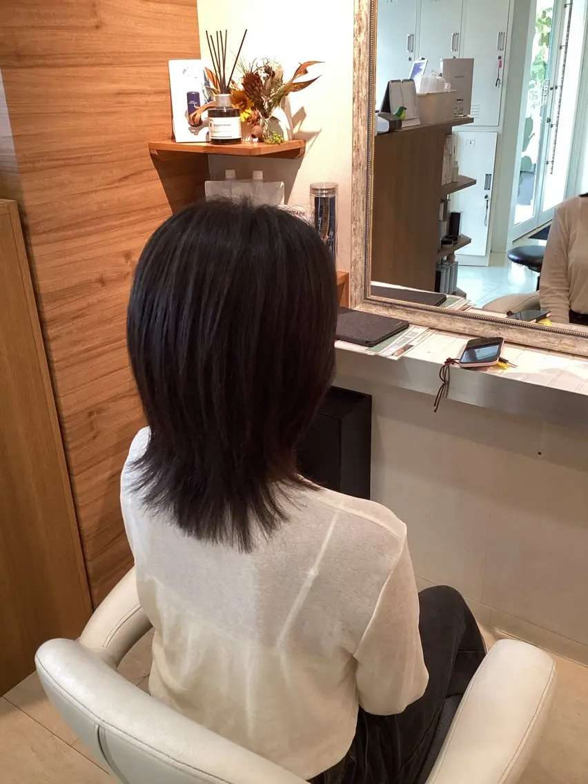 ミディアム カット ヘアカラー hair bonitaのヘアスタイル