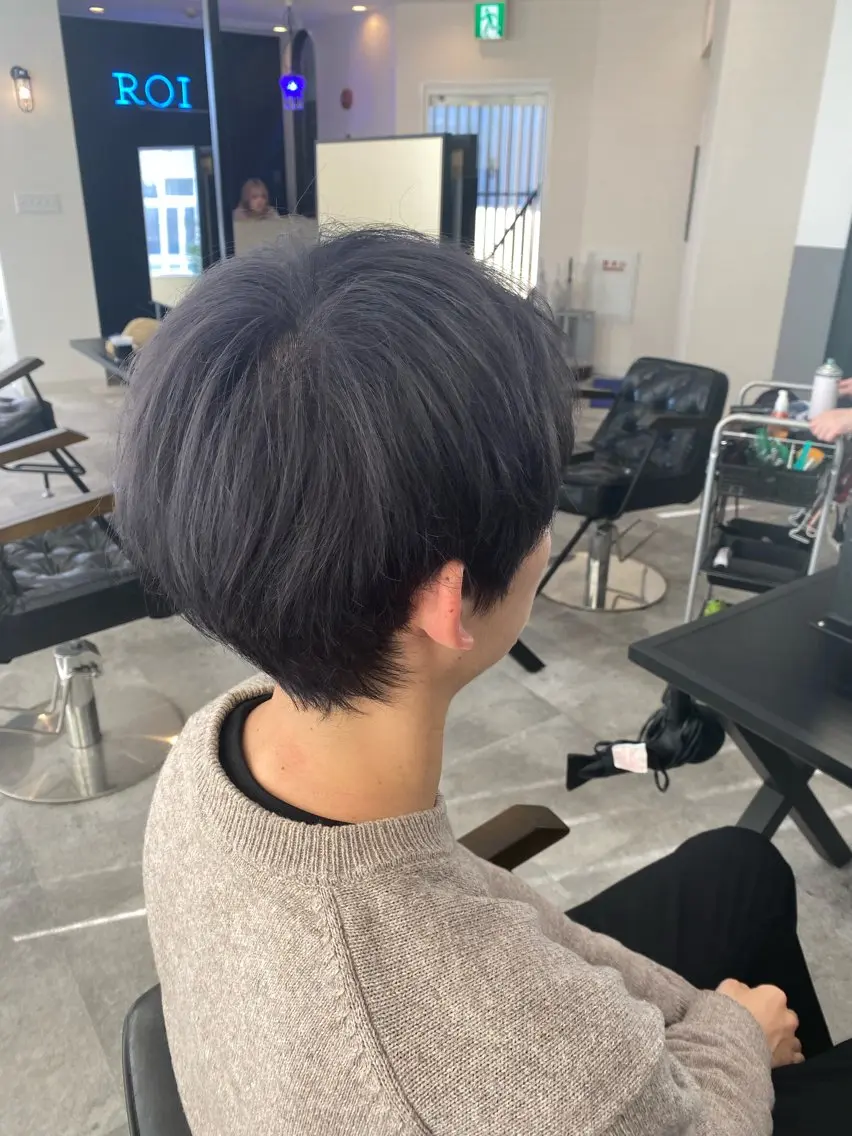 カラー ヘアカラー トリートメント ROI 【ロイ】のヘアスタイル