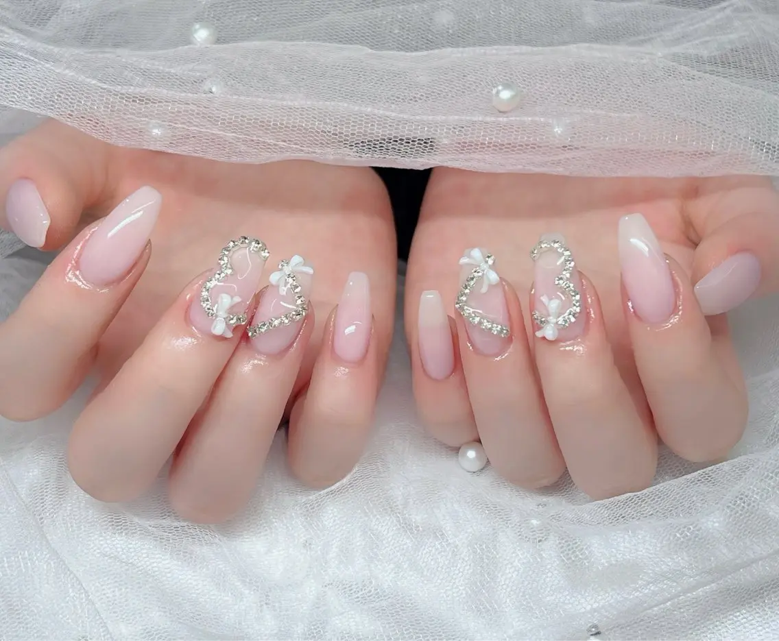 ネイル ハンドネイル 🎀PG🩵 ネイルサロンのネイルデザイン