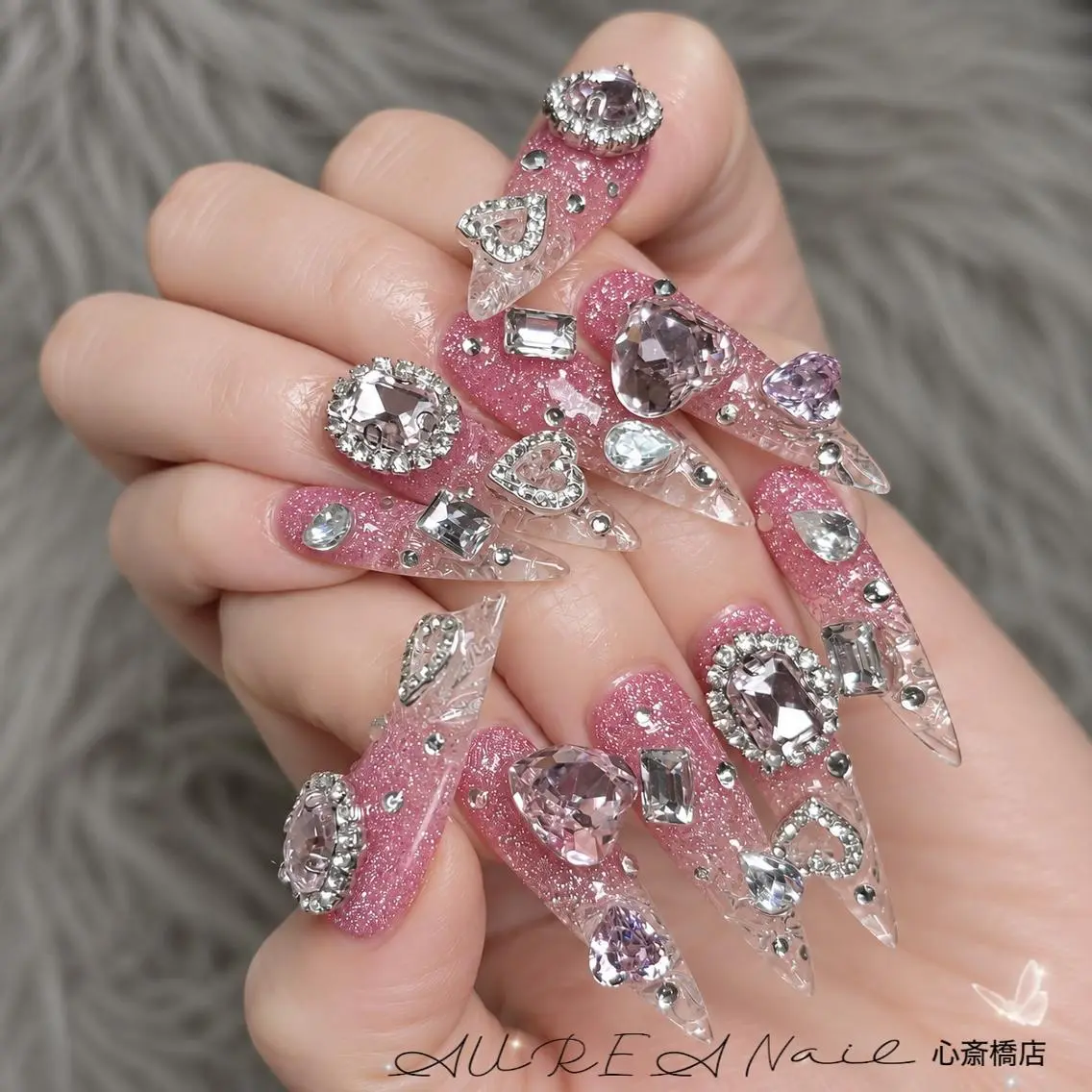 ネイル 長さ出し ハート キラキラネイル 韓国ネイル ロングネイル ハンドネイル ハンドケア AUREA Nail 心斎橋店のネイルデザイン