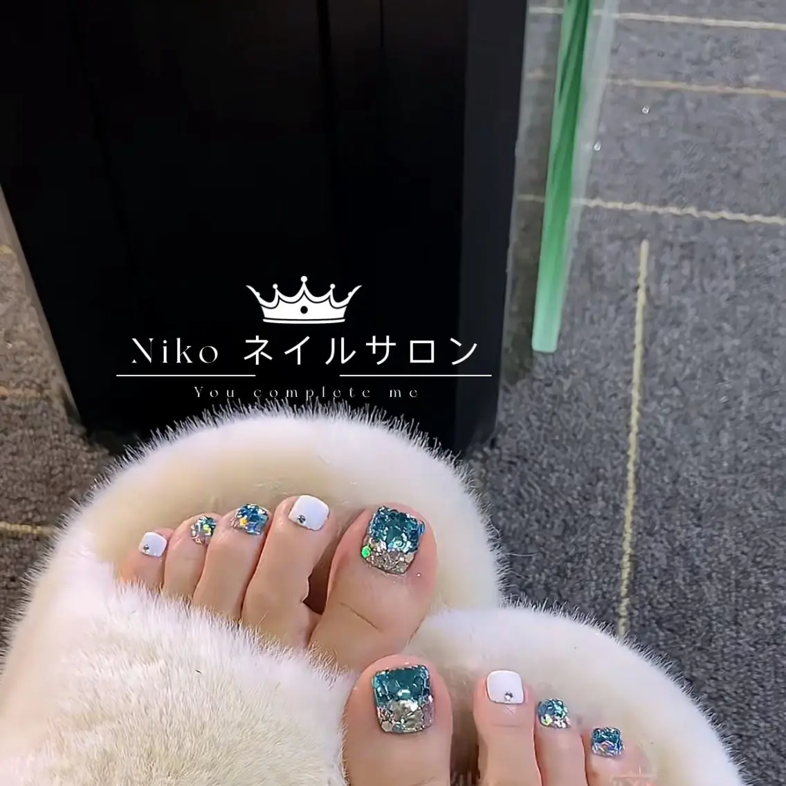 ネイル 長さ出し フットネイル フレンチネイル ジェルネイル 韓国ネイル フットネイル More Glam 高田馬場店のネイルデザイン