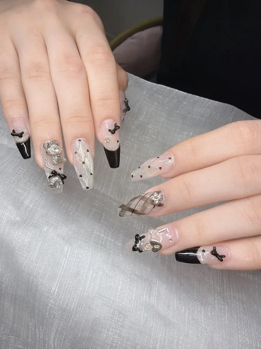 ネイル ハンドネイル Lee Nailsのネイルデザイン