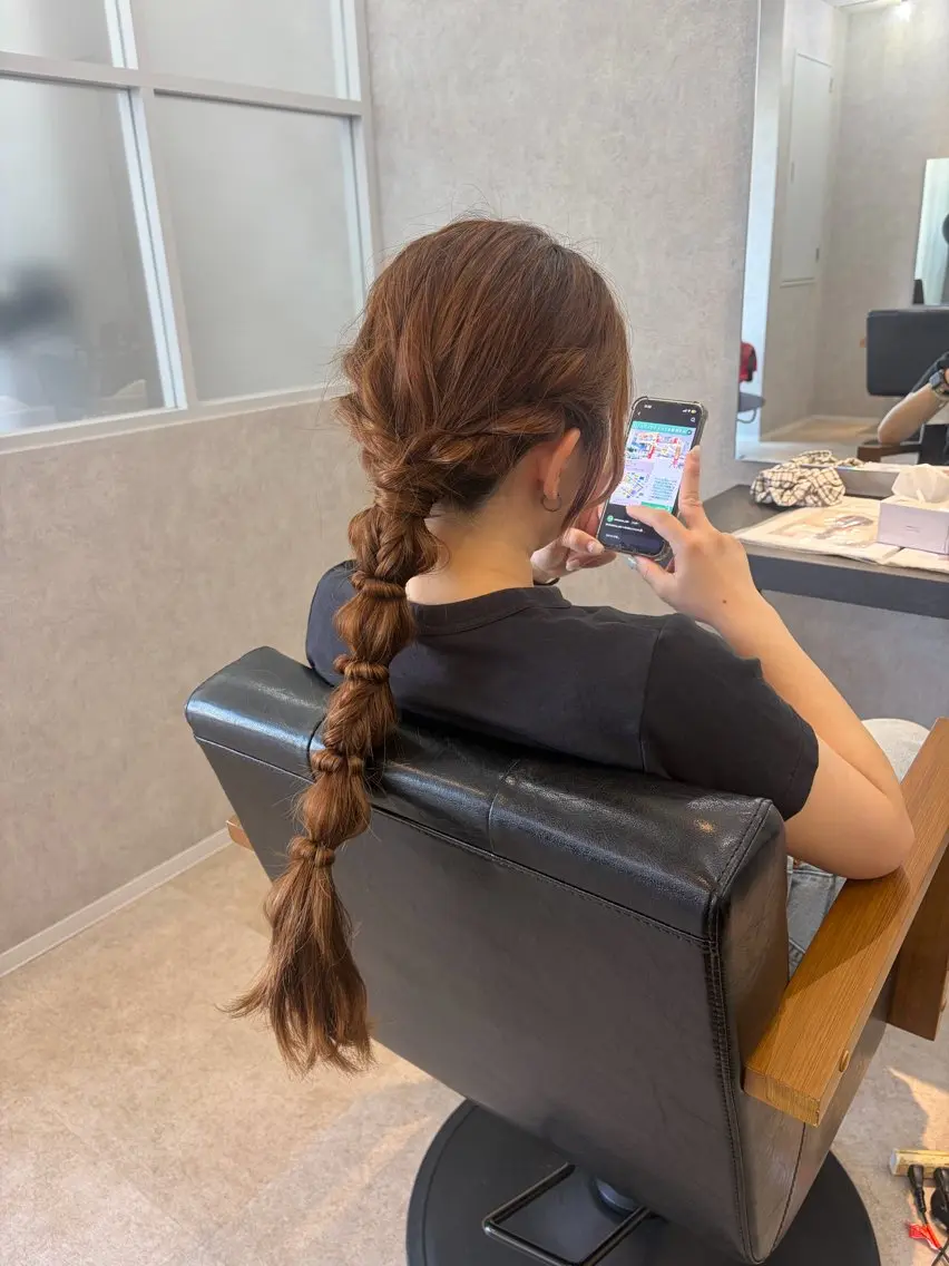 ロング ヘアセット 宮本 実璃のヘアスタイル