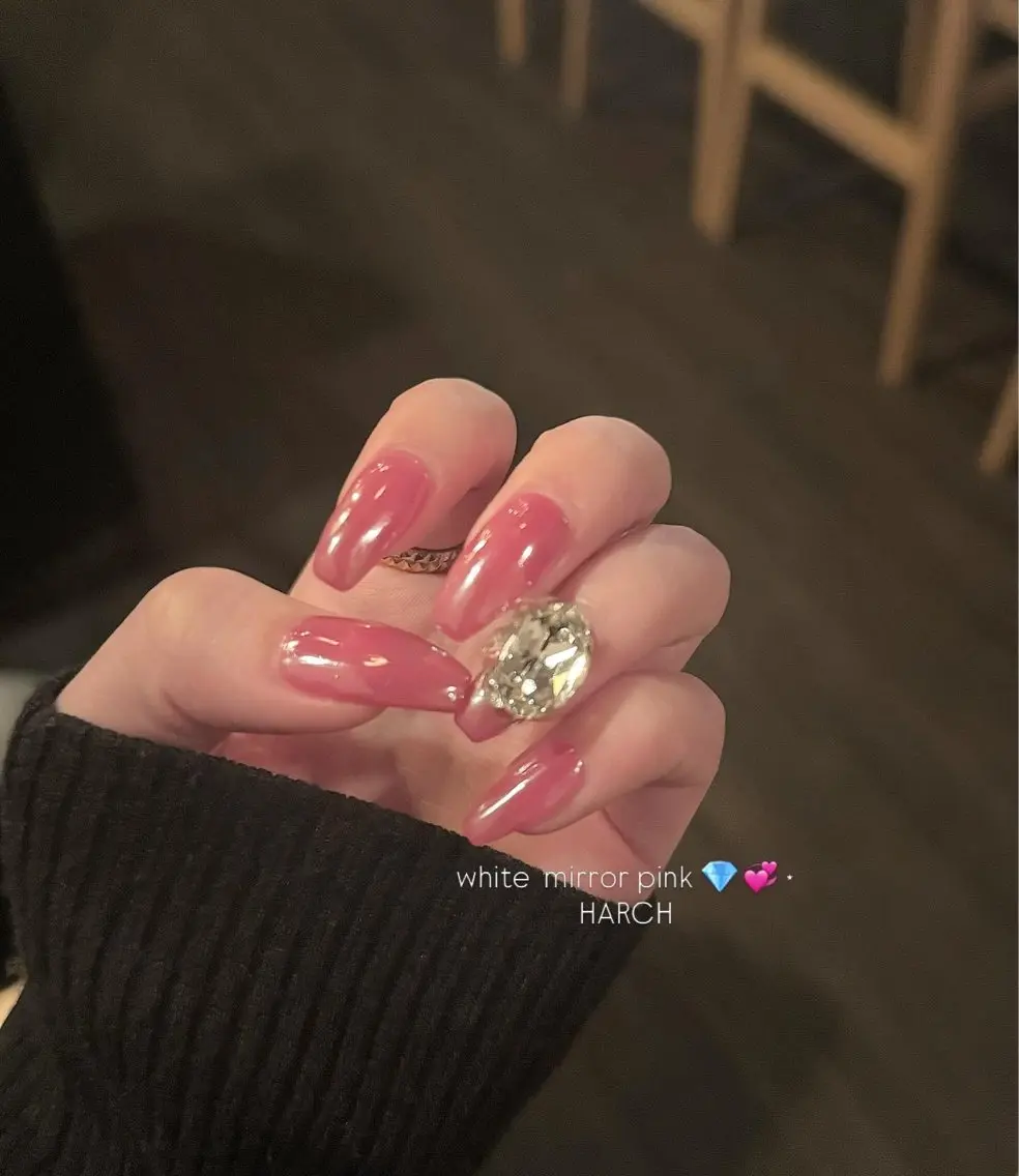 ネイル H nailのネイルデザイン