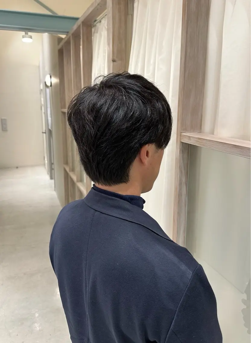 メンズ カット ヘアカラー N,SOL / 岩上 新大のヘアスタイル