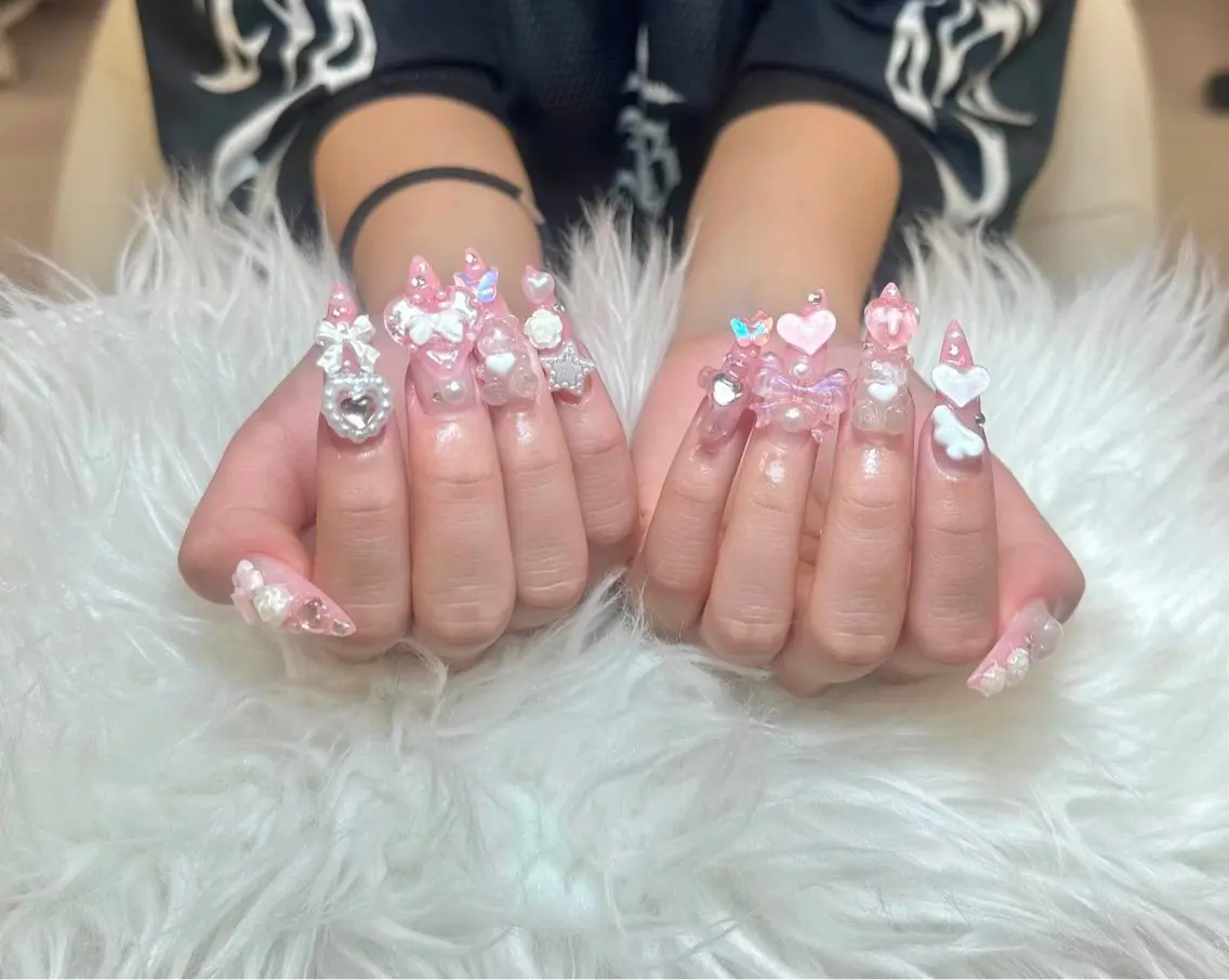 ネイル ハンドネイル ハンドケア Anh Nail 歌舞伎町のネイルデザイン