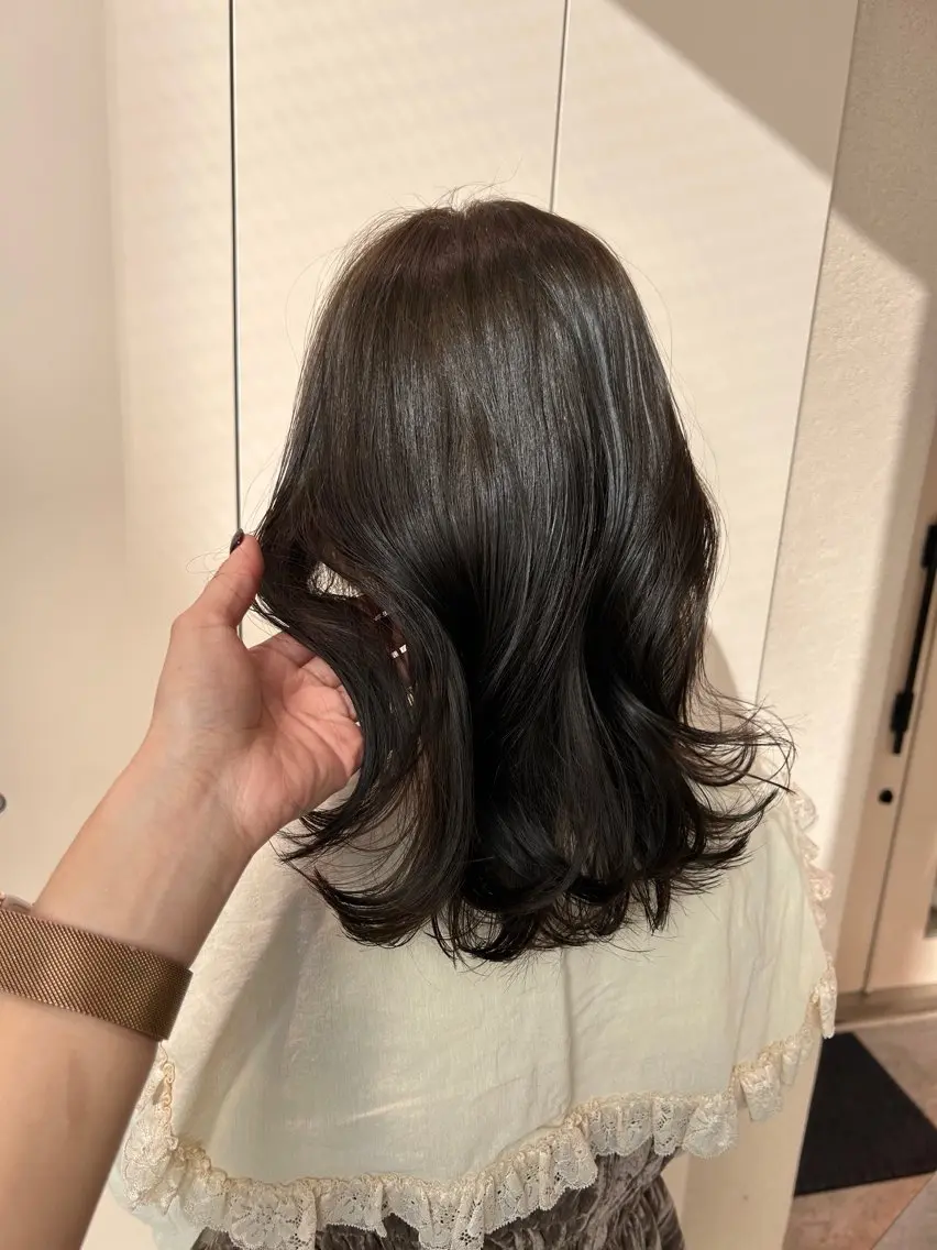 ミディアム カラー グレージュ オリーブグレージュ オリーブグレー 暖色系カラー/オリー ブカラー💚宮城のヘアスタイル