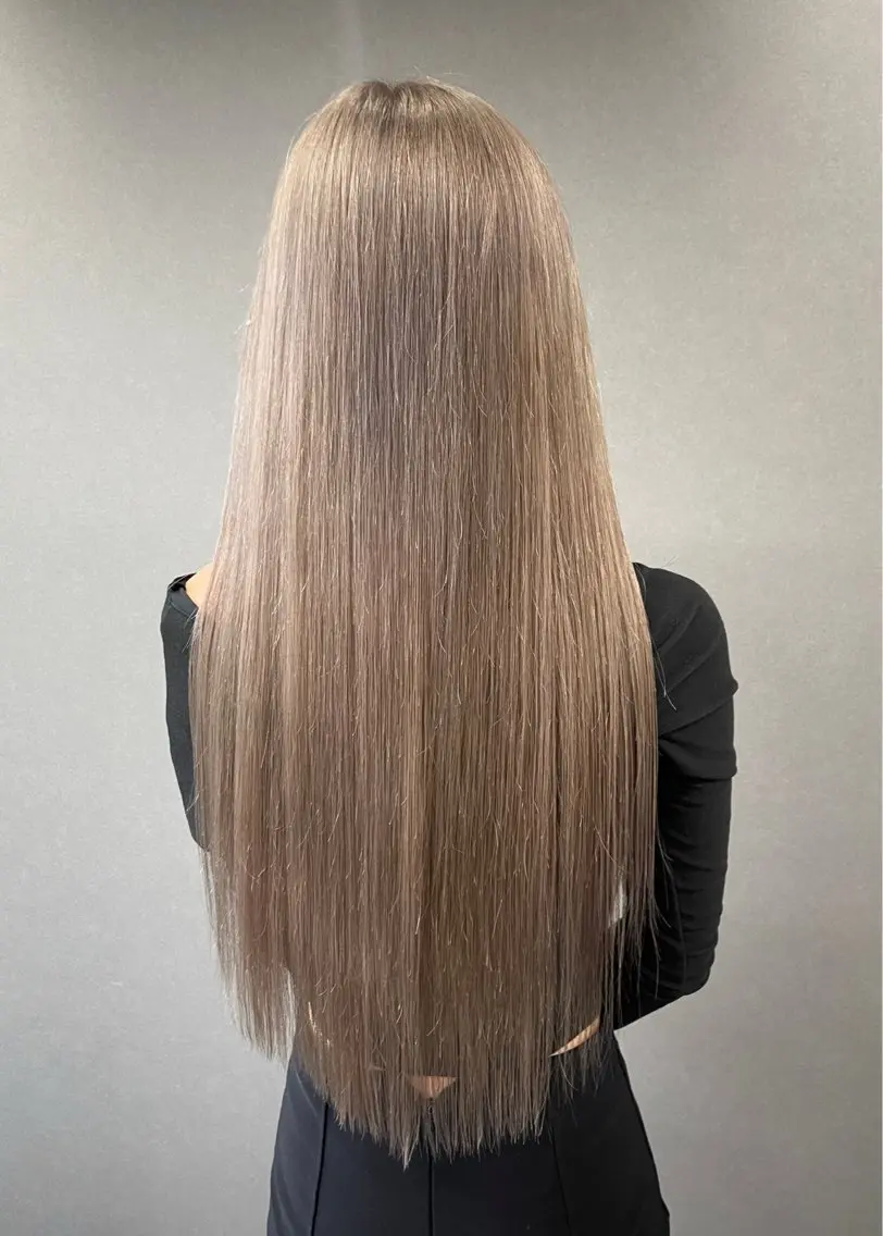 カラー 𝗮𝘆𝘂𝗺𝗶 ハイトーン🎀のヘアスタイル