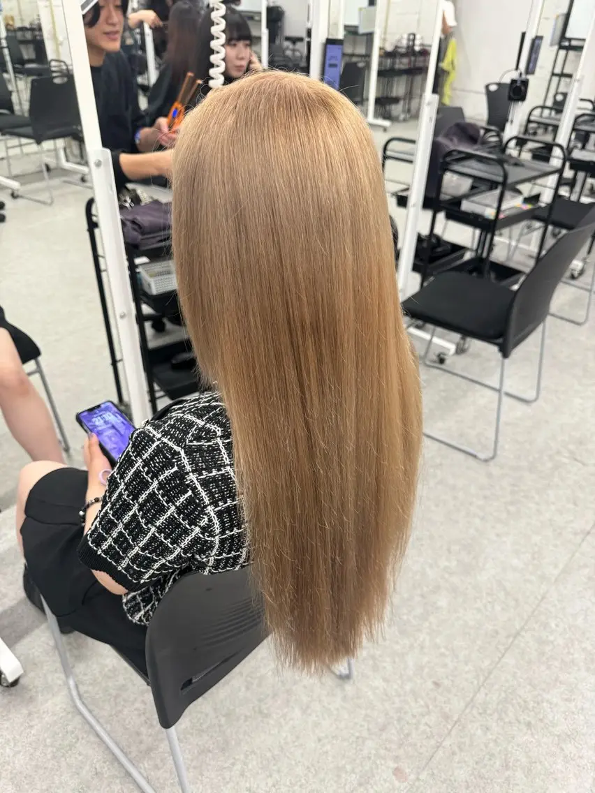 ロング カラー ヘアアレンジ ロング ヘアカラー トリートメント ヘッドスパ ヘアセット 🥀レイヤー×ハイト ーントレンドヘア🥀のヘアスタイル