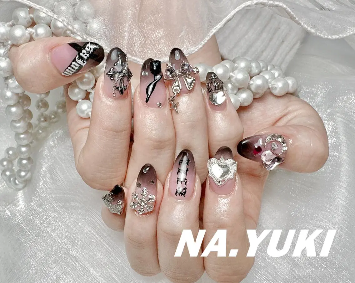 ネイル ✨ Riooo_のネイルデザイン