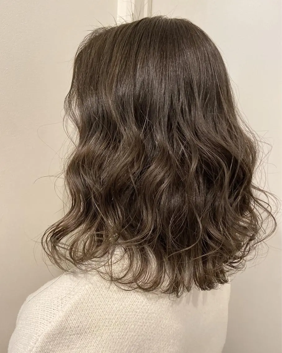 💇‍♀️カット+フルカラー+フローディア4stepトリートメントの写真