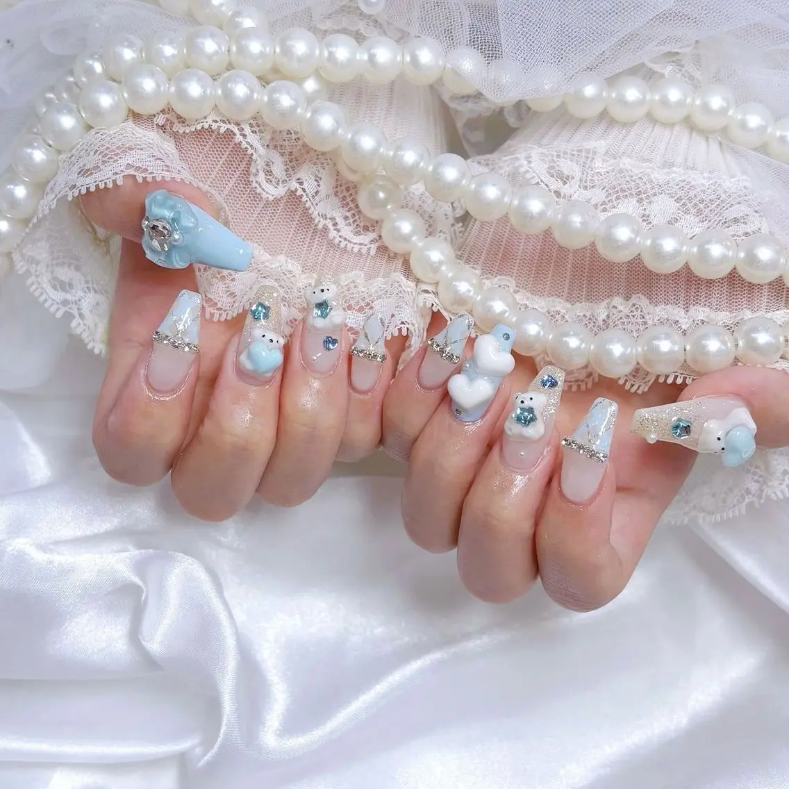 ネイル ジェルネイル グラデーション キラキラネイル 韓国ネイル ラメ(グリッター) ハンドネイル kana nailのネイルデザイン