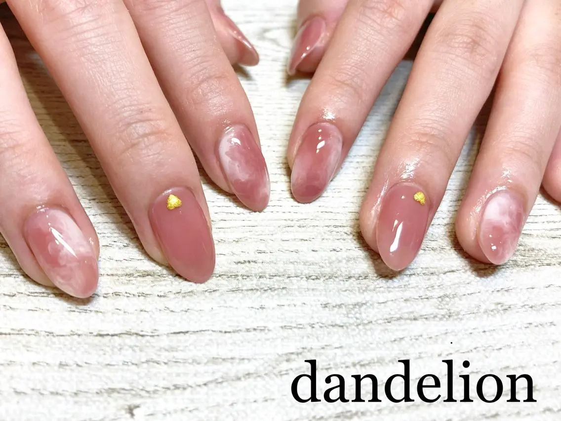 ネイル ハンドネイル ハンドケア dandelion ダンデライオンのネイルデザイン