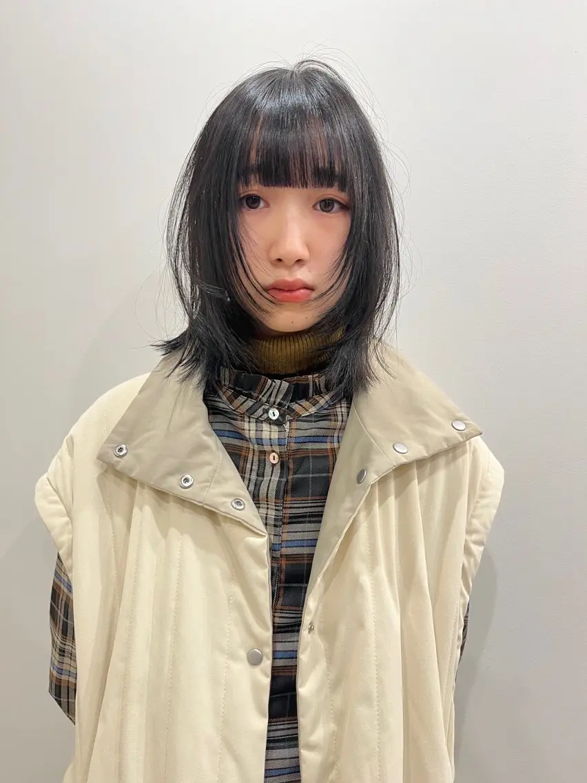 ミディアム カラー 透明感カラー ダークグレー ダークグレージュ グレージュ レイヤーカット カット ヘアカラー トリートメント ヘアセット🎀パーマ Tsubasaのヘアスタイル