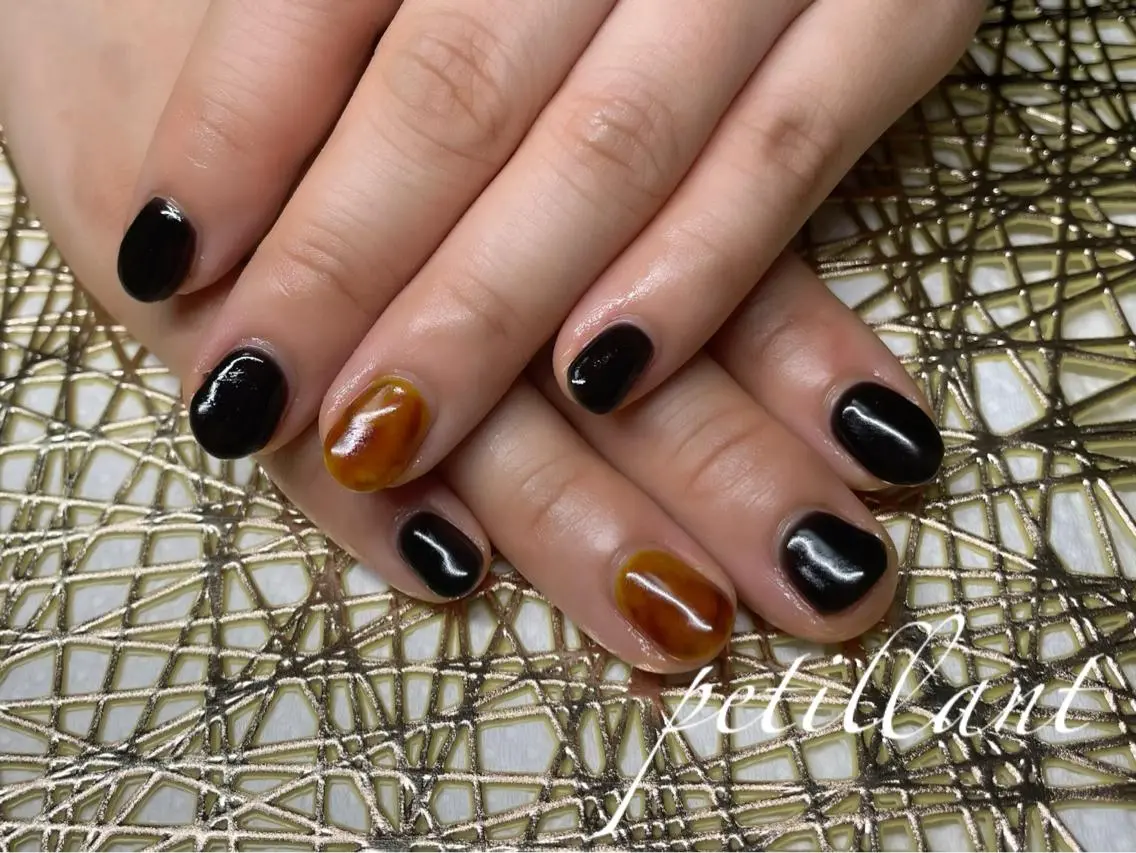 ネイル べっ甲ネイル ワンカラーネイル nail salon petillantのネイルデザイン