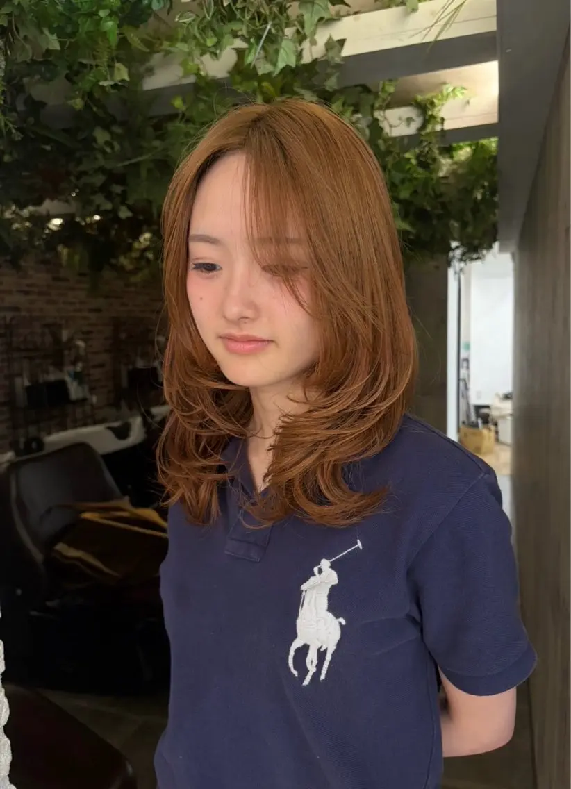 ミディアム 夢 菜のヘアスタイル