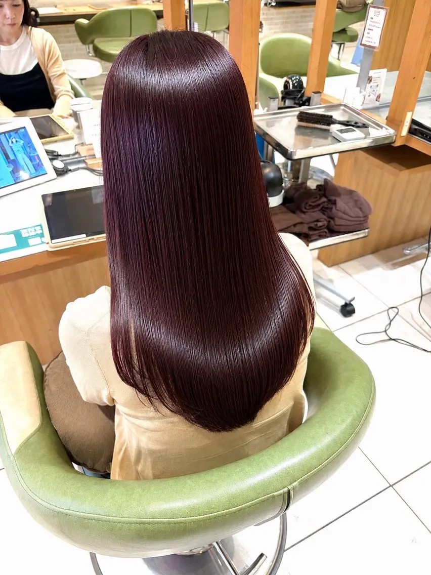 ロング カラー ヘアカラー 縮毛矯正 トリートメント 丸みショート/ ハイライトカラーのヘアスタイル