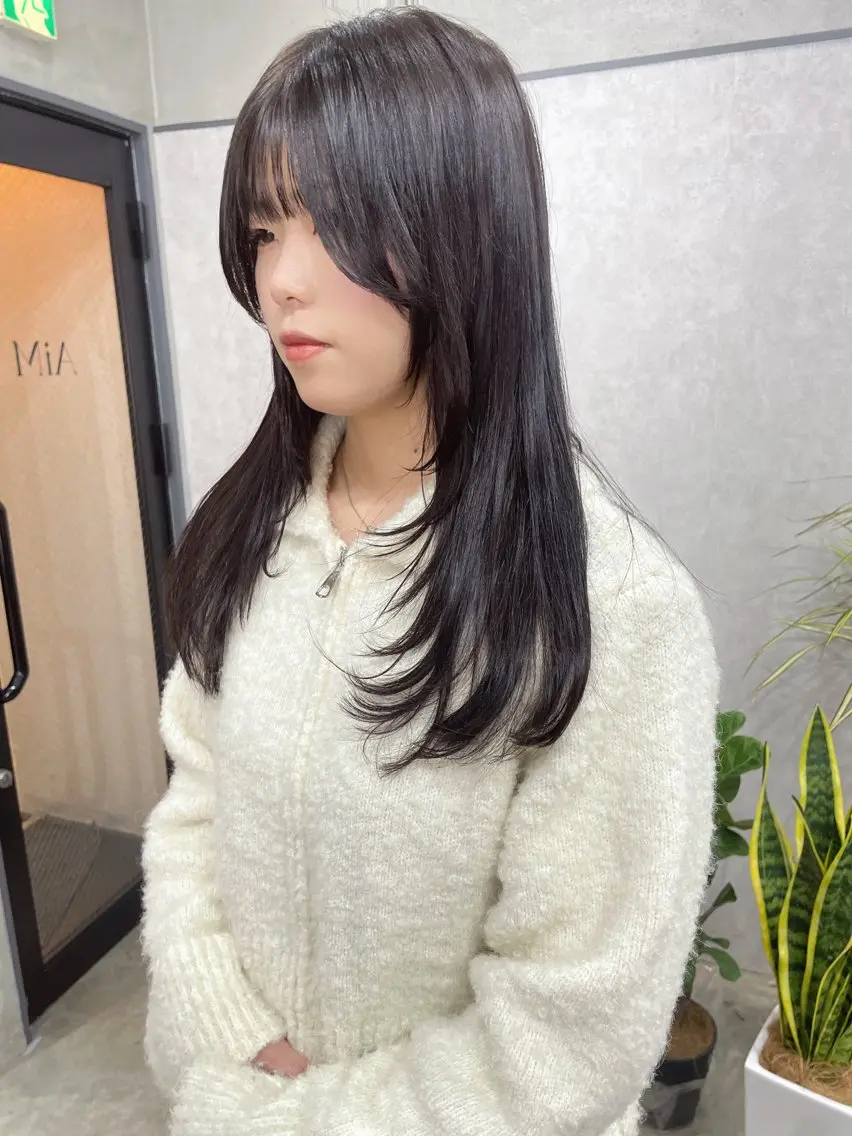 ロング カラー レイヤーカット AIRI layer cut hairのヘアスタイル