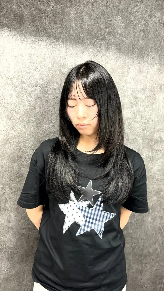ロング ナリキ/ダブルカラー /ダブルカラーモデルのヘアスタイル