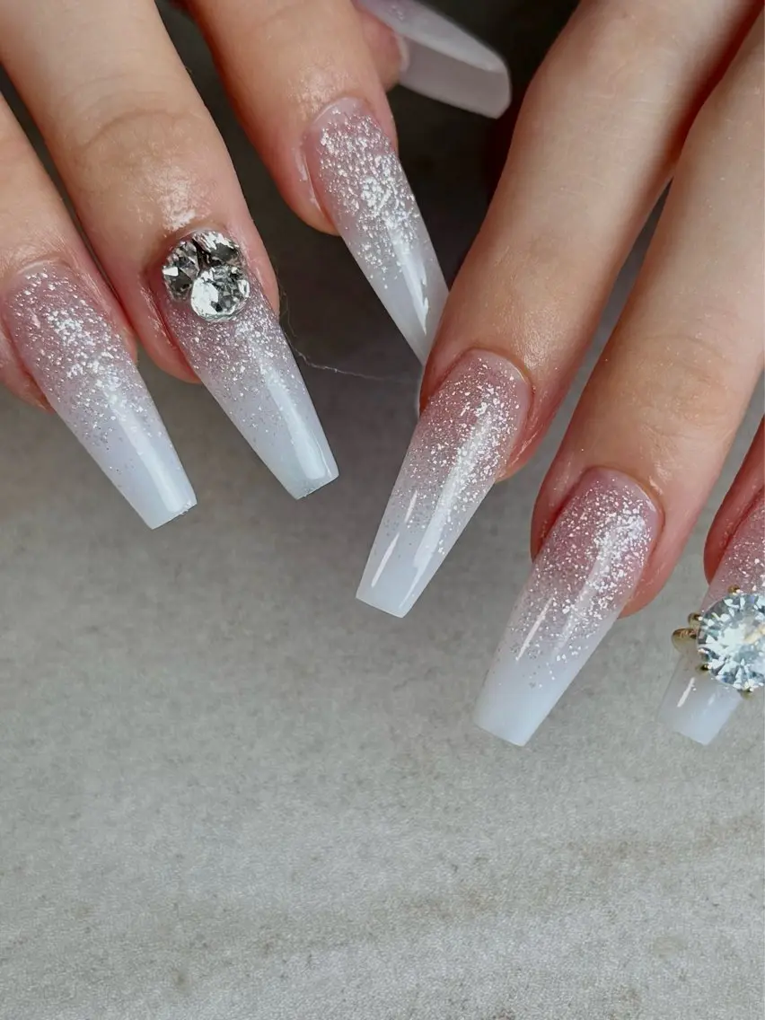 ネイル グラデーション キラキラネイル スカルプネイル ハンドネイル ✾ NailRoom Latina🌻💓のネイルデザイン