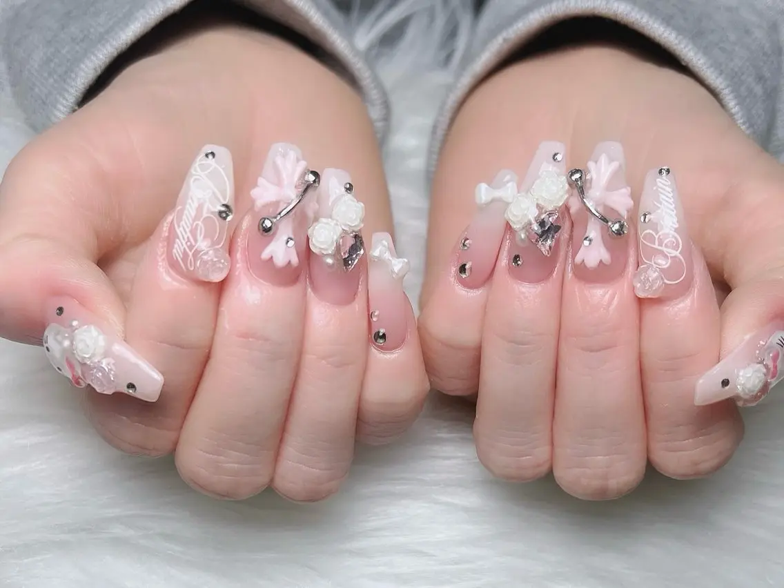 ネイル オーロラネイル ボルドー ブラウン 氷ネイル・うるうるネイル キラキラネイル ハンドネイル Sora  Nail 長さ出し専門店のネイルデザイン