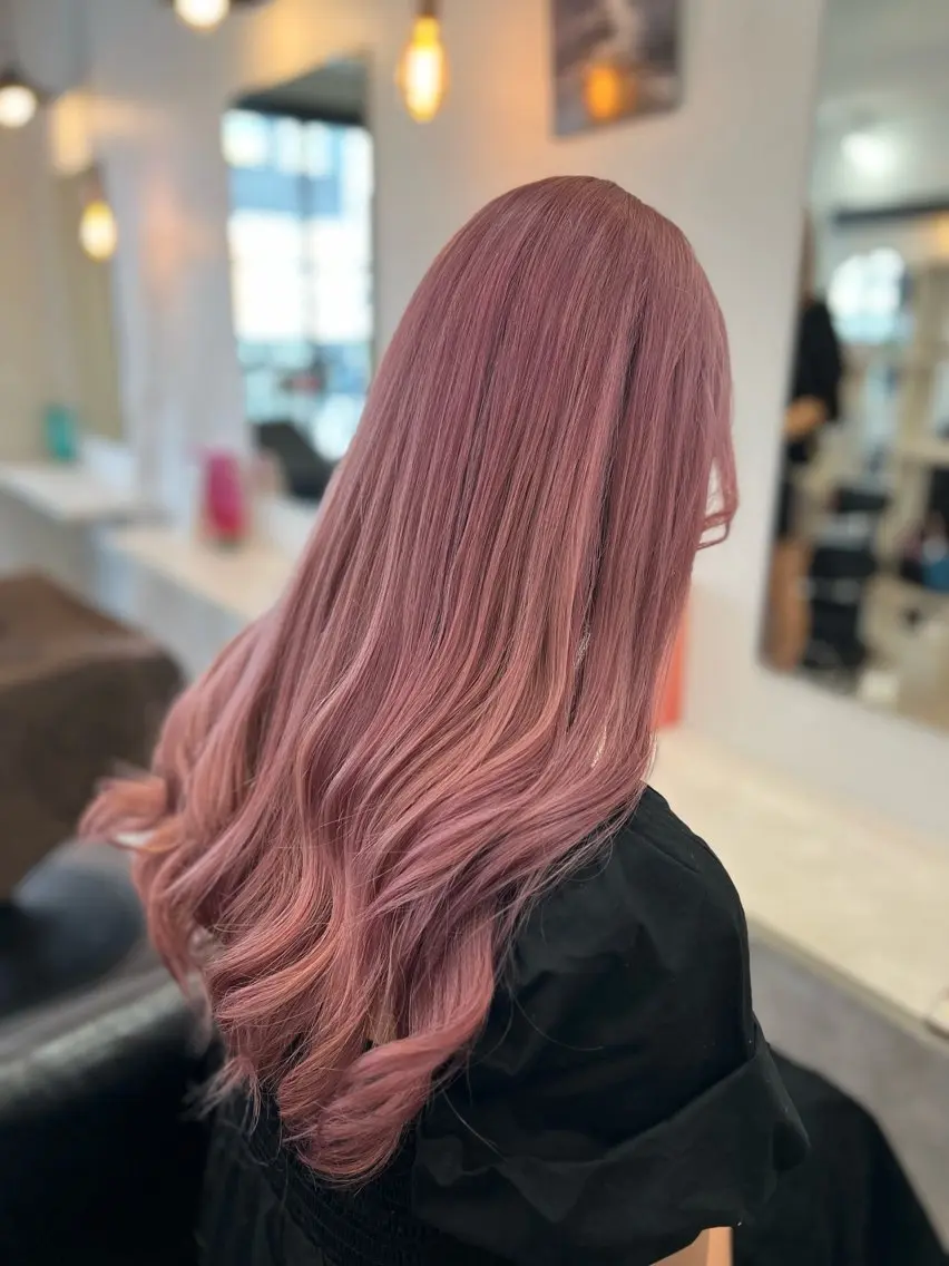ロング ヘアカラー 💓Yuri💓 ハイトーン/デザインのヘアスタイル