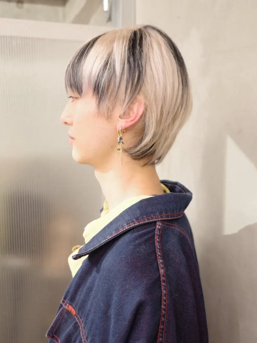 メンズ ヘアカラー 原宿ハイトーン aimu🪅のヘアスタイル