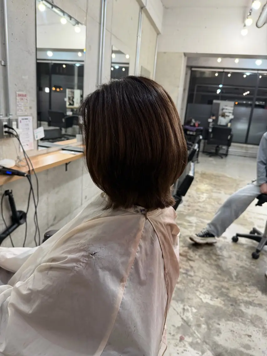 ミディアム カット 山中 望緒のヘアスタイル