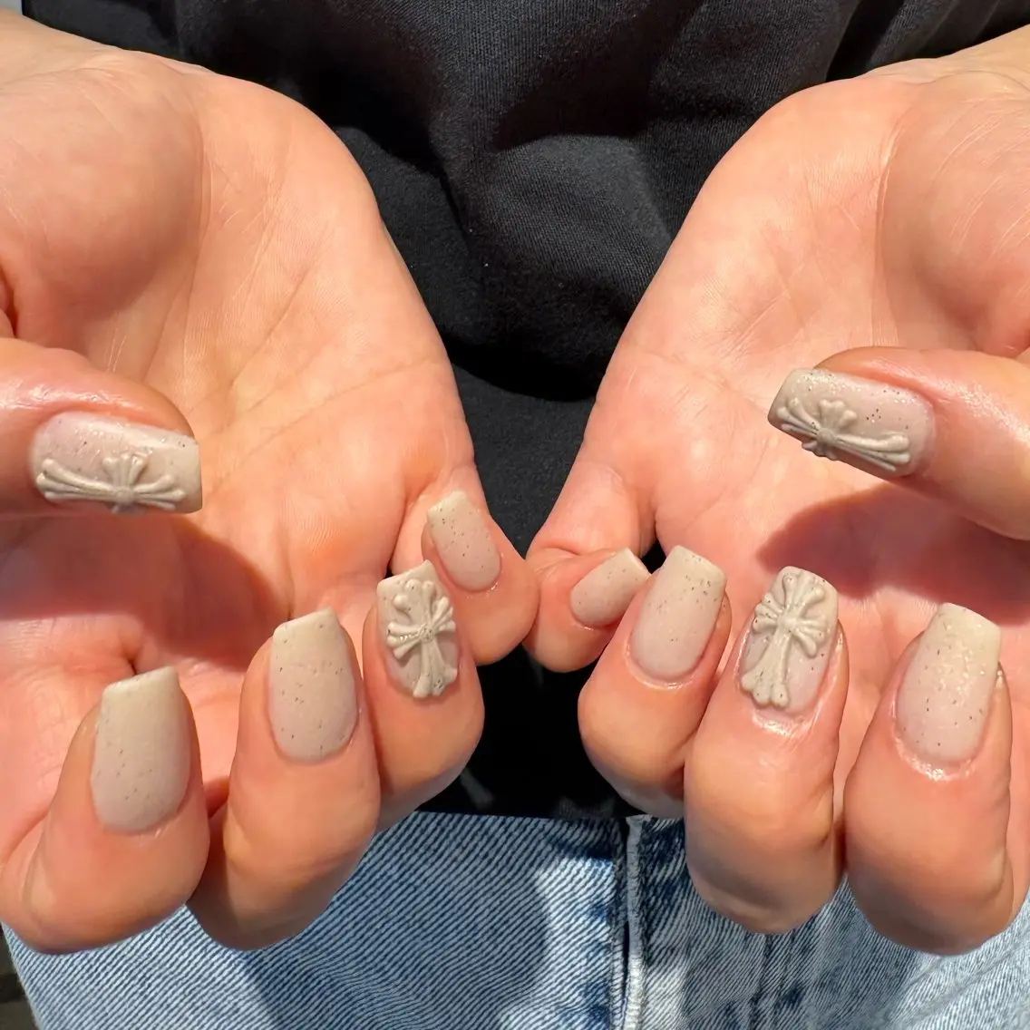 ネイル マットネイル ハンドネイル HAILEY nail saronのネイルデザイン