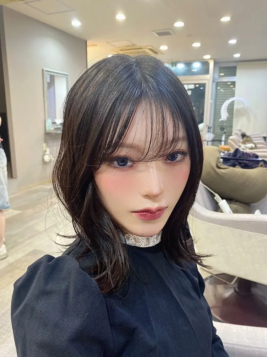 ミディアム ヘアアレンジ レイヤー/透けカラー ✨KANAのヘアスタイル