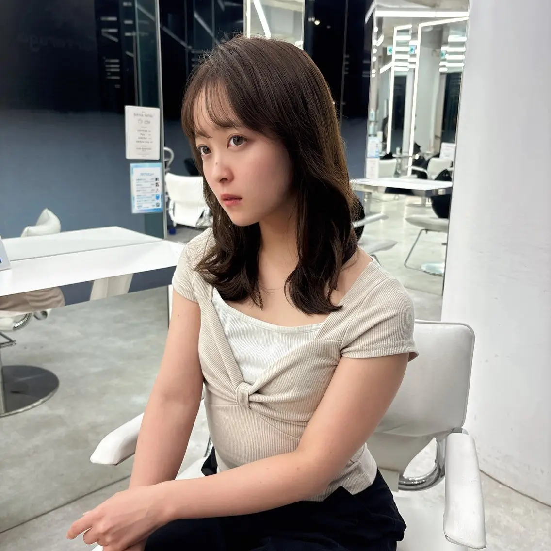 セミロング カラー ダブルカラー レイヤーカット 藤沢|韓国カラー| 艶カラー龍生のヘアスタイル