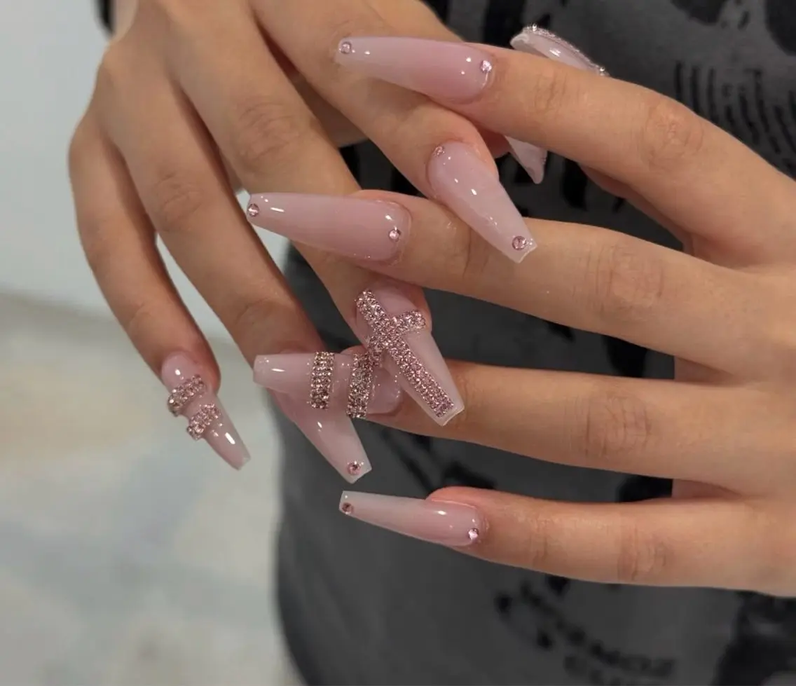 ネイル フレンチネイル ジェルネイル 韓国ネイル マグネットネイル 持ち込み ハンドネイル Mimi nail _Royalのネイルデザイン