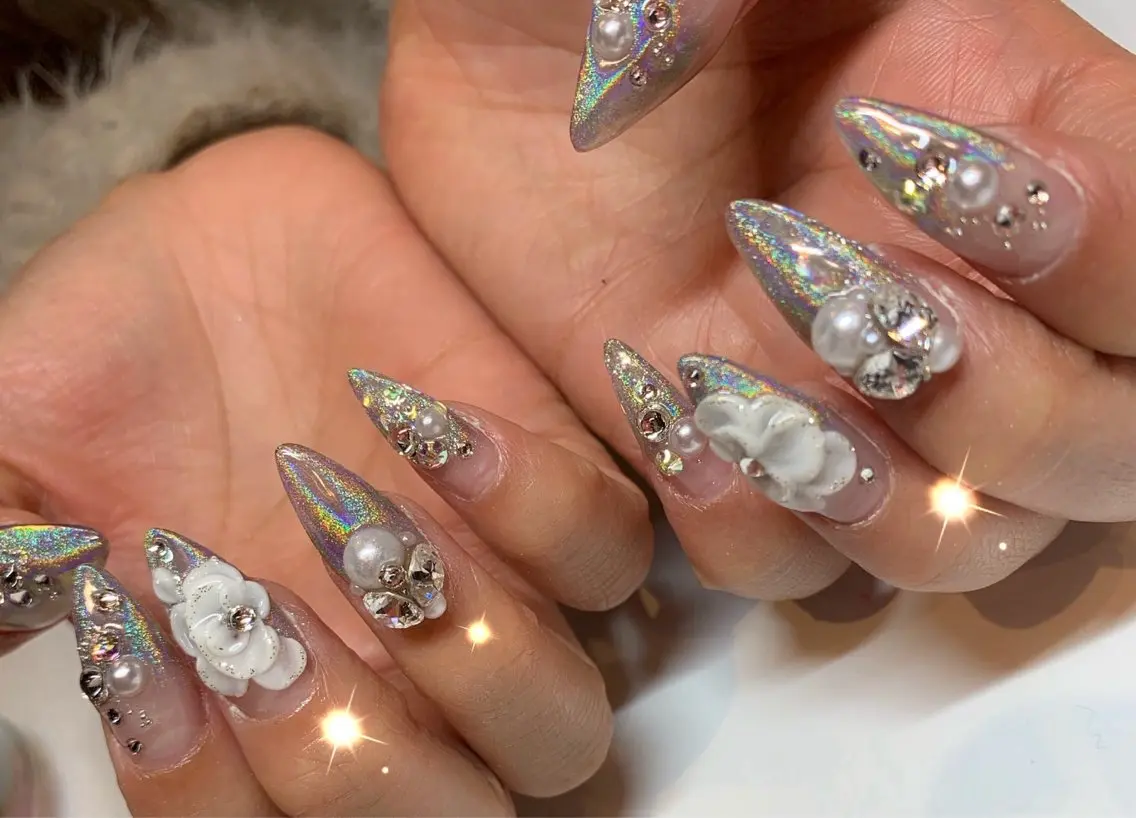 【ネイル💅🏼オフ半額】パーツどれでもつけ放題！￥4,980の写真