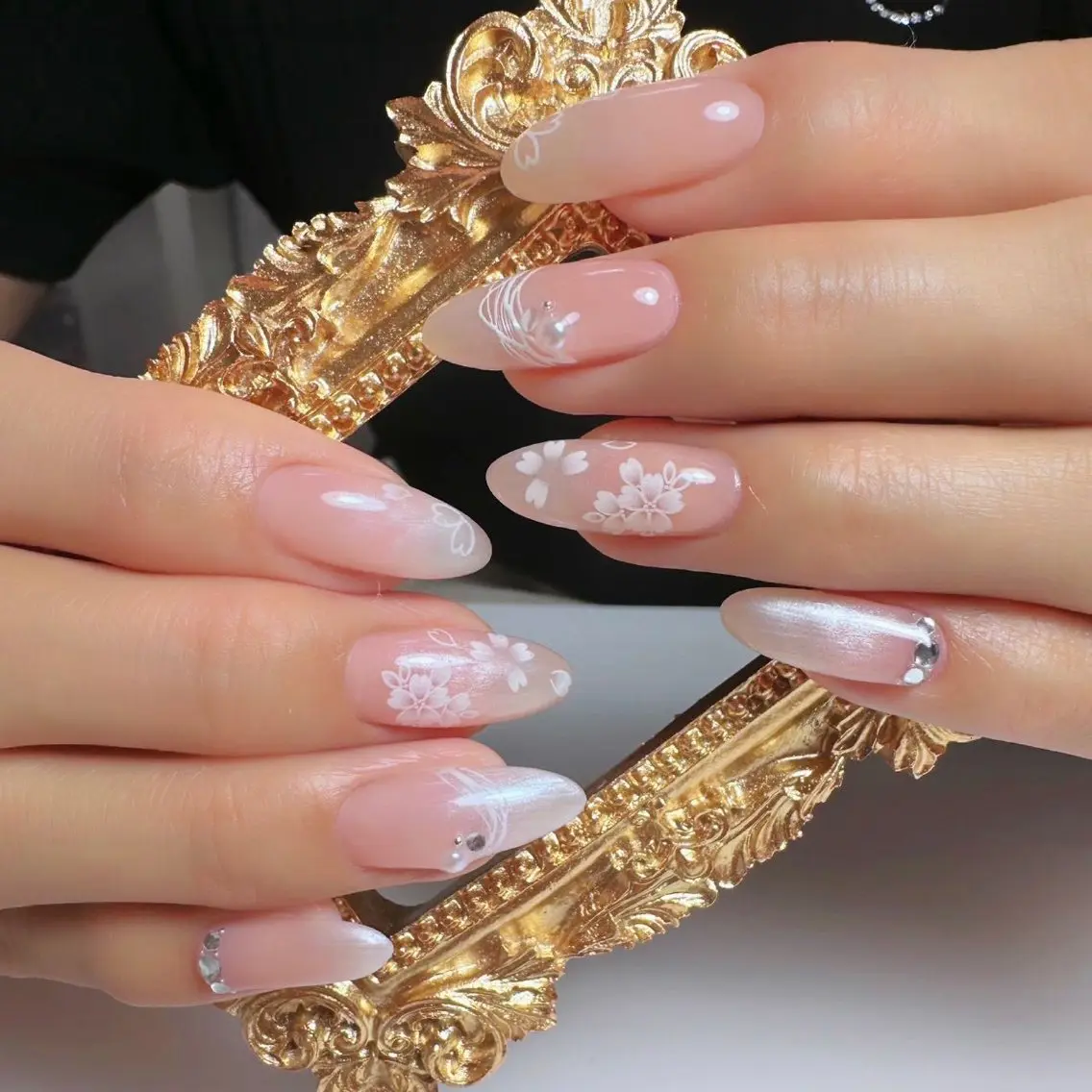 ネイル ハンドネイル 👍thumbs up nail👍のネイルデザイン