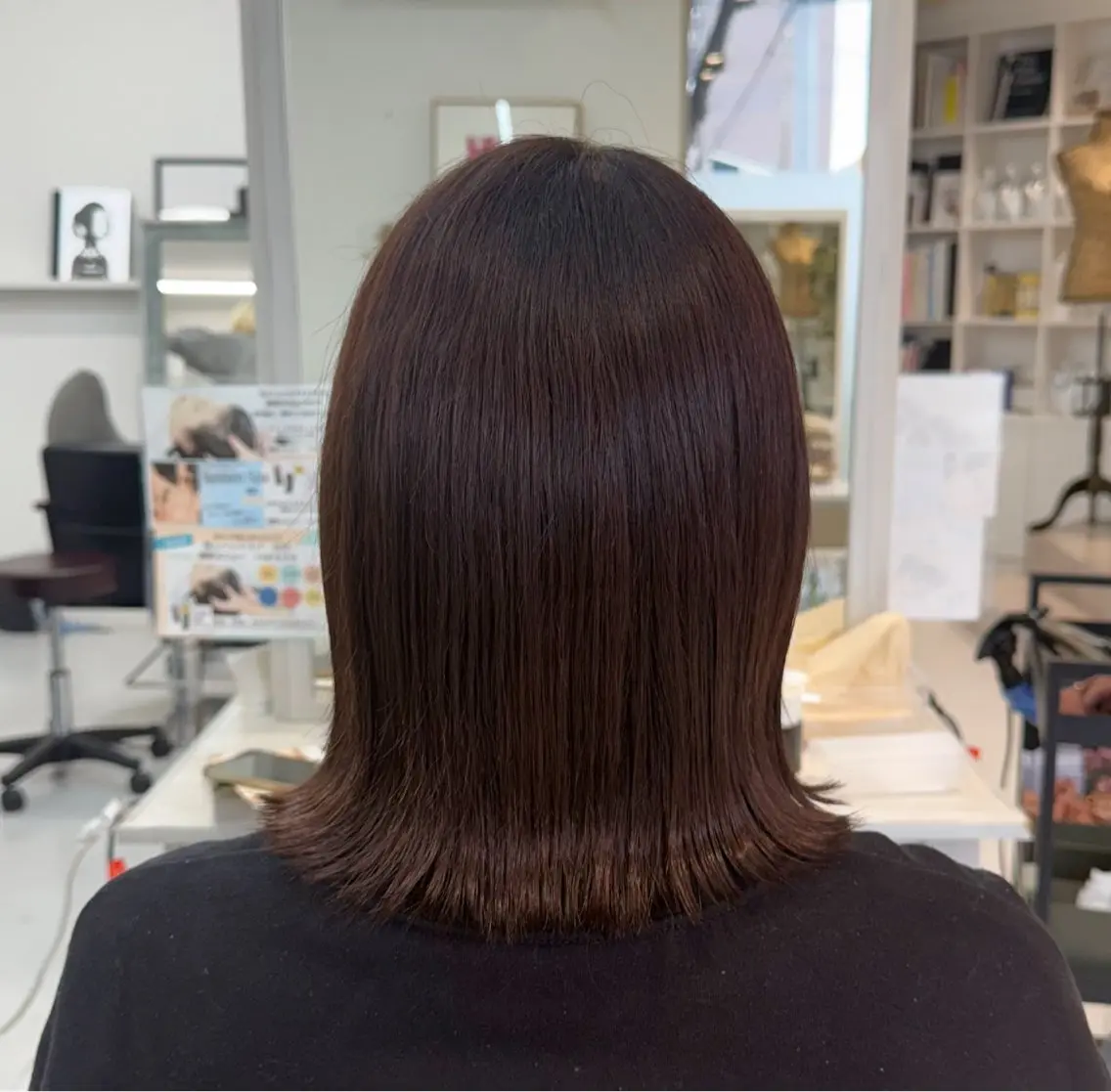 カラー 榎本 雪来のヘアスタイル