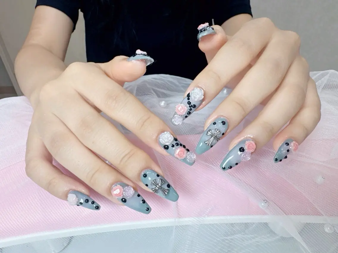 ネイル フットネイル フレンチネイル 韓国ネイル マグネットネイル ニュアンスネイル ハンドネイル ハンドケア Hara Nail 【持ち込みOK】のネイルデザイン
