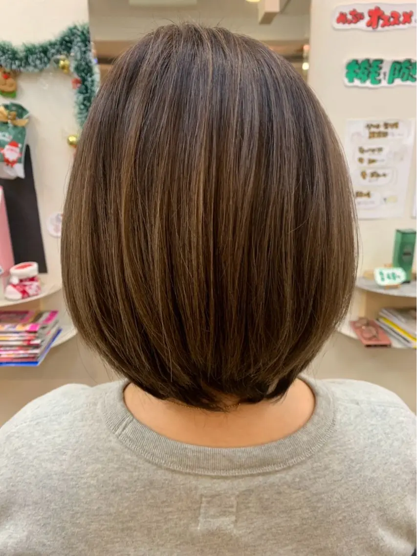 ミディアム カット ヘアカラー 縮毛矯正モデル募集中 美容室HATSUのヘアスタイル