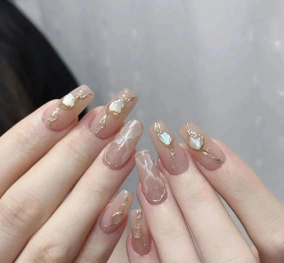 ネイル ハンドネイル Pure&Rich Nailのネイルデザイン
