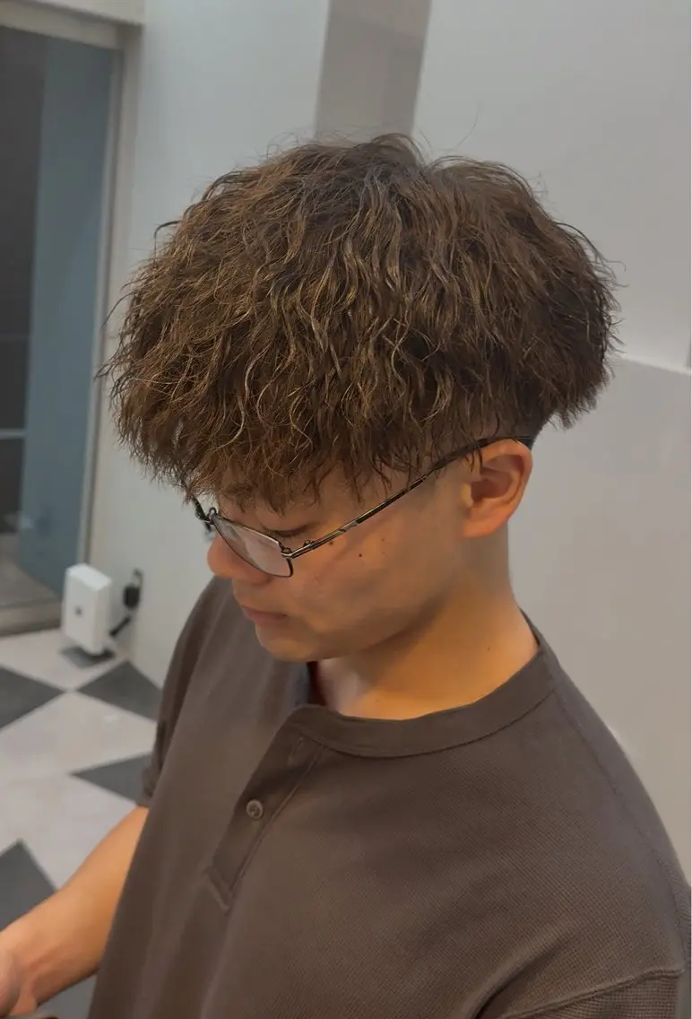 ショート カラー パーマ メンズ カット パーマ 【メンズパーマ特化】 壱岐祥一朗のヘアスタイル