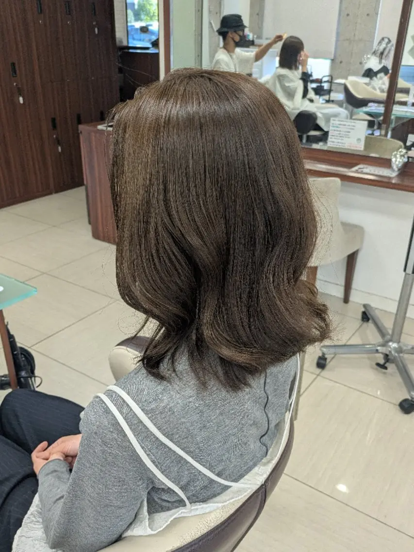 ミディアム ヘアカラー 小林 凜のヘアスタイル