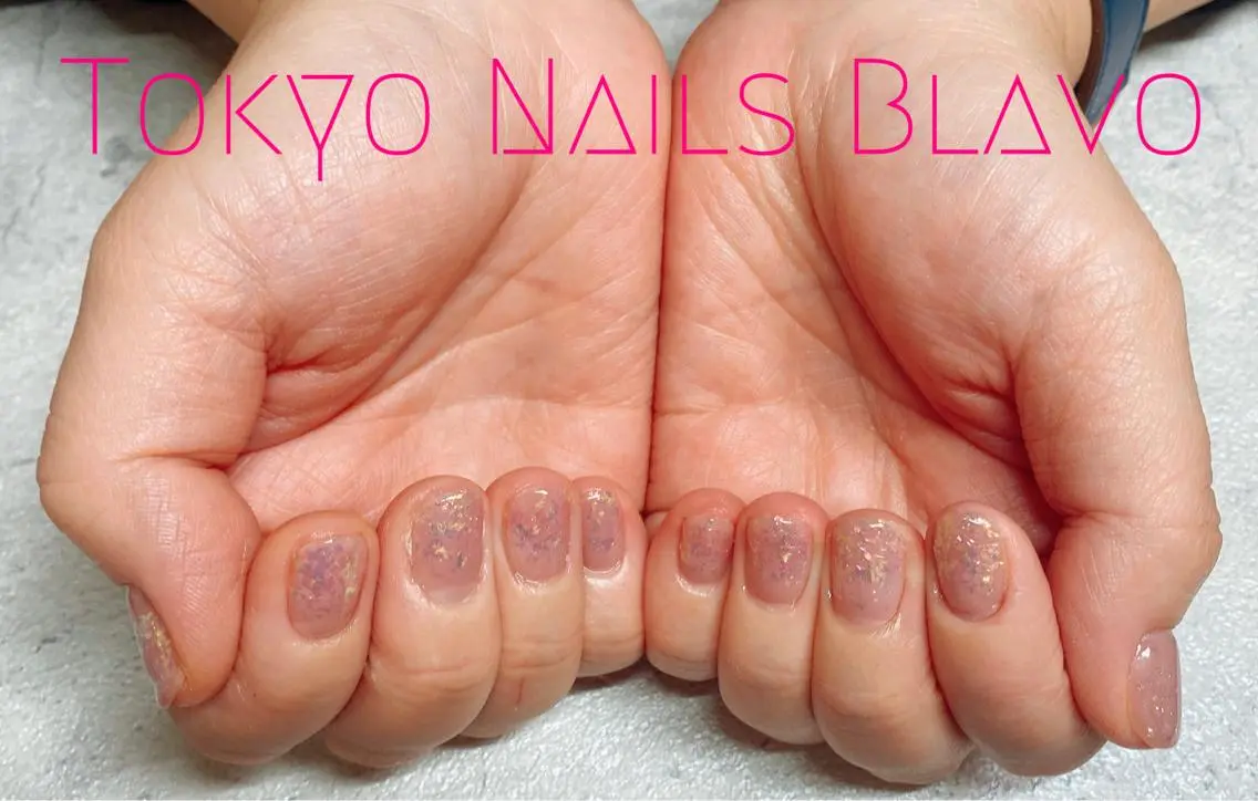 ネイル ホログラムネイル ワンカラーネイル T.N.B 山本陽子のネイルデザイン